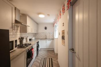 Beatles Themed Home near Anfield, sleeps 7, Garden, Contractors, Games, Liverpool (fotografie 4)