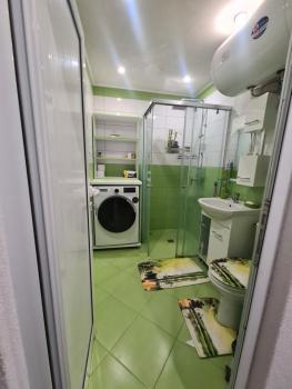 Cosmopolitan, Dewin (Foto 3)