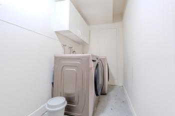 Spacious Lux Estate l 8 mins to Strip, Лас-Вегас (фото 3)