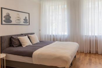 Modern 2BR Apartment in City Center Renovated in 2025, Riga (foto 4)