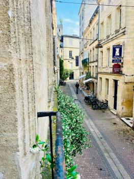 Luxury Suite Spa Bath & Cinema Screen- Bordeaux, Bordeaux (Foto 3)