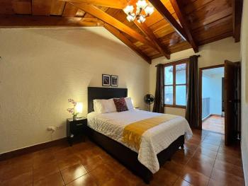 JAZ - Excellent location in Antigua, 4 guests, Antigua Guatemala (foto 4)
