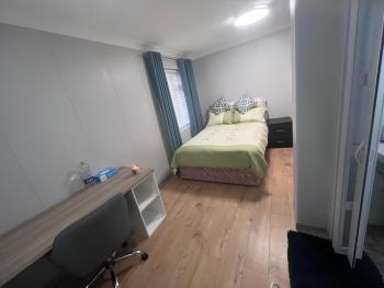 Modern Ensuite Double Bedroom in Dundrum, Dublín (foto 3)