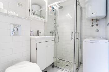 Comfortable apt with great city and sea view, Split (photo 3)