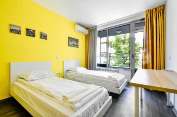 Joy Apartment - Stylish 2BD in Oborishte by Flat Mаnager, Sofia (Foto 5)