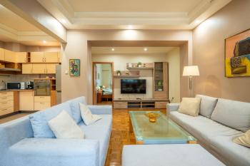 Spacious and Central Retreat, Sofia (photo 4)