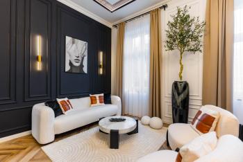 Luxurious & High-End Living Steps from Historic Landmarks, Budapešť (fotografie 2)