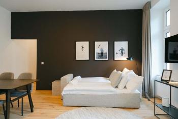 Homey 2BR perfect for 4-6 metro close to Naschmarkt, Viena (foto 4)