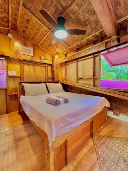 Fully Private, Beach Access, Native Cottage, Queen Bed, AC, WiFi, General Luna (foto 2)