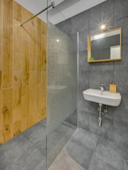 Compact and snug apartment in old town, Bratislava (Foto 4)