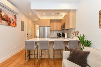 Boho Rustic Escape with Masssive Terrace in Midtown, New York (photo 3)