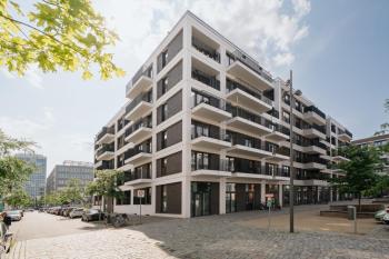 Homely Berlin - New Build , near River , Main Station , Family & Business, Berlin (Foto 4)