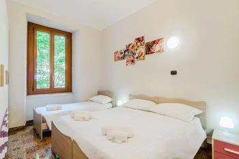 GuestHost - Dante Subway Apartment, Turin (photo 3)