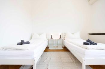 Spacious Zurich Apt Huge Terrace & Views, Curych (fotografie 4)