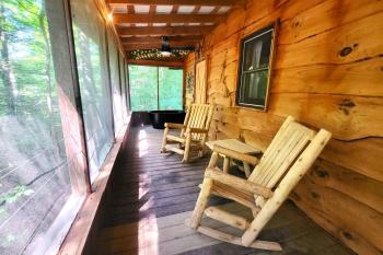 Ma & Pa's cabin at Cabin Fever in NC, Saluda (foto 5)