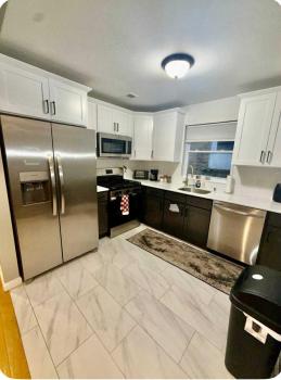 Exceptional 3BR with parking, Sleeps up to 8, Irvington (Foto 2)