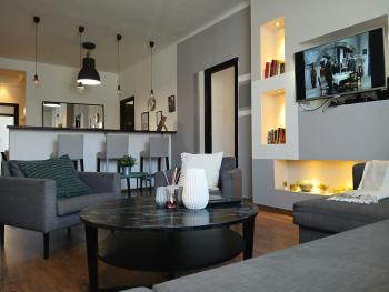 27 Shades of Green (4 bedroom 3 Bath Sunny Central), Budapest (photo 3)