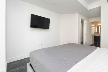 Gorgeous 3BR High-Rise with Pool, Spa & City Views, Los Ángeles (foto 5)
