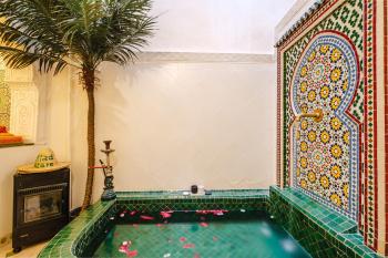 Private Riad with Breakfast - Jacuzzi Vue Koutoubia 5 min walk to jamaa el fna, Марракеш (фото 5)