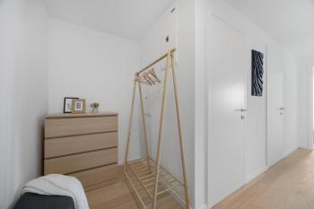 Stylish apartment in Klingerka residence, Bratislava (fotografie 3)