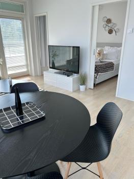 Apartment in Vantaa, own parking, near station, terrace loft, Netflix, Vantaa (foto 3)