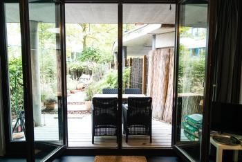 Gartenzimmer in Atelierwohnung, Köln (Foto 3)