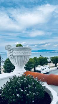 DENITH Rooftop, Néoi Epivátai (foto 2)