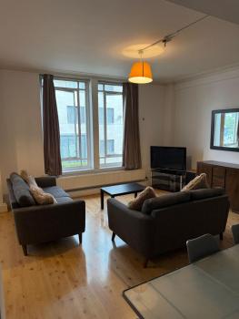 Large city centre apartment, Liverpool (photo 2)