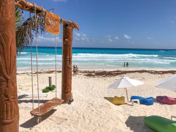 Oceanview 1 min walk to Coco B, pool, beach, Cancún (photo 3)