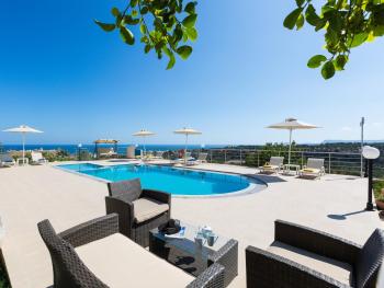 Diamantis Villa, Serene Oasis with SeaViews, By ThinkVilla, Adelianos Kampos (foto 2)