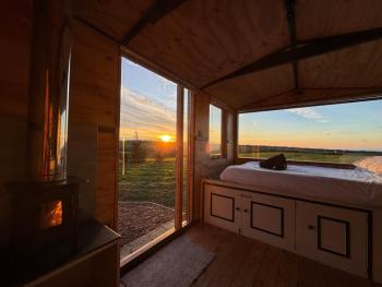 1 Bed Cabin - Sleeps 2 - Pets - Garden - Parking, Ilfracombe (fotografie 2)