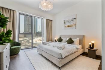Stylish 1 BR in Canal Front with Pool and Gym Access, Dubai (photo 4)