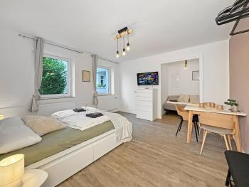 Cozy and centrally located in List Hannover 2 beds and kitchen, Ганновер (фото 3)