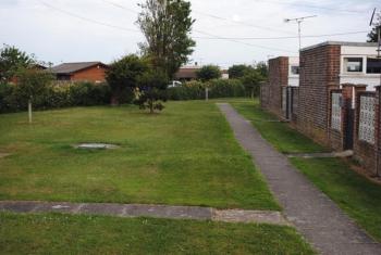 4 Guests - Pet Friendly - Chalet Beach Home Chapel, Skegness (photo 4)