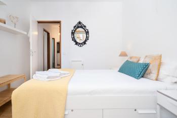 Renovated 3BR Apt Near City Hotspots with Great Value, Porto (fotografie 4)