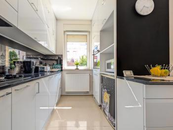 Wrocław Escape Apartment with Garden by BookingHost, Breslau (Foto 4)