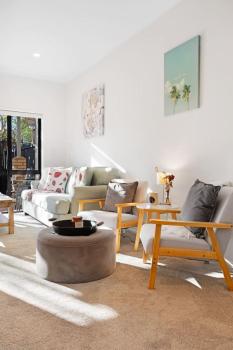 Sweet Sunshine Nest with Pool, Aircon and Parking, Окленд (фото 3)