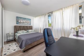 Split City apt in Firule beach area, Split (photo 2)