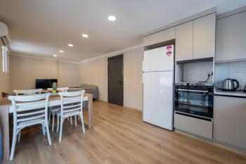 Modern, new two bedroom apartment close to Fethiye centre, Fethiye (foto 2)