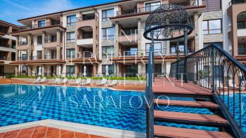 Луксозен апартамент с паркомясто в квартал Сарафово, Burgas (fotografie 5)