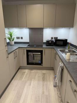 New 1Bed Apartment, Баркинг (фото 3)