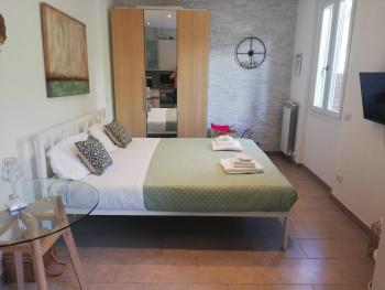 Patio & Parking - Self check-in & Remote access, Cernobbio (foto 2)
