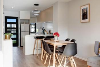 Modern Townhouse near Mount Mangere and Airport, Auckland (fotografie 5)