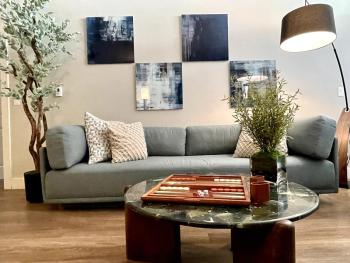 Designer 2 Bedroom with 3 Beds- Pool View, Gym, Parking, Los Angeles (foto 3)