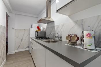 El Rebalaje - Pet-Friendly 3-Bedroom Apartment for 6 on the 9th Floor with Lift - Near Metro and Beach, Málaga (fotografie 4)