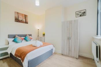 Entire 3 Bedroom House, Salford 20, Manchester (foto 4)