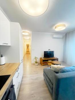 City Paradise-AC&Balcony, Bratislava (photo 2)