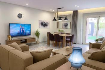 شقة فاخرة 3 غرف نوم و حديقة خاصة في الشيخ زايد - Zayed Suites A, Sheikh Zayed (foto 2)