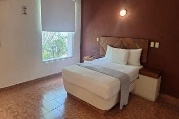 Capital O Hotel Rolovi Cancún, Cancún (foto 3)