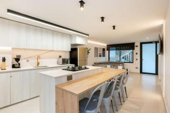 M54 Poblado 10BR 2 Apts with 2 Jacuzzis and AC, Medellín (fotografie 4)